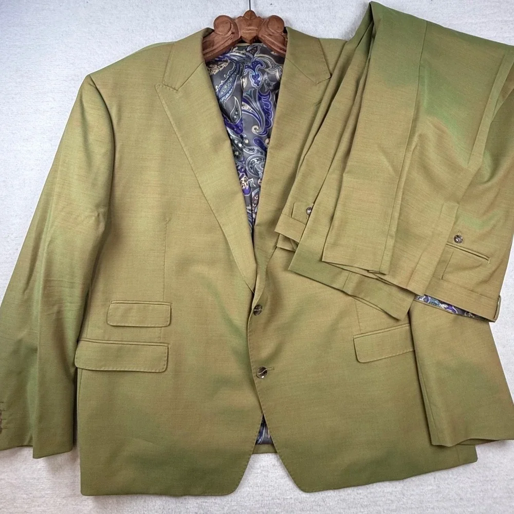 Tayion Montee Holland Mens 2 Piece Suit 56R 44W Green Wool Blend Paisley Lining